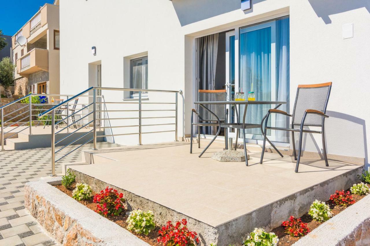 Apartmani Jadranka Starigrad Paklenica Exterior foto