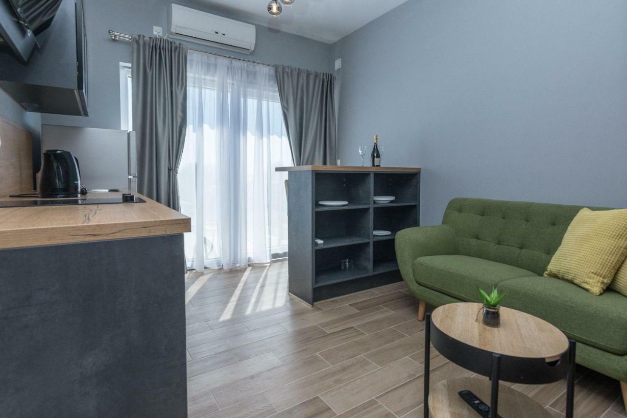 Apartmani Jadranka Starigrad Paklenica Exterior foto